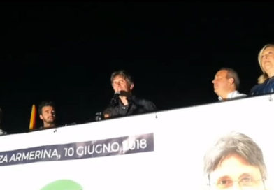 Il comizio del candidato a sindaco Mauro Di Carlo trasmesso ieri diretta Il comizio del candidato a sindaco Mauro Di Carlo trasmesso ieri diretta
