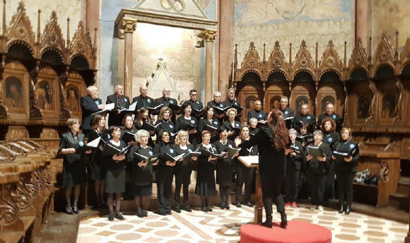 Il Coro Lirico Sinfonico degno ambasciatore della città di Enna a Todi e Assisi