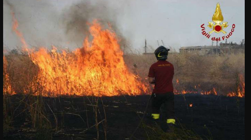 Prefettura – Tavolo per il contrasto agli incendi boschivi e di interfaccia