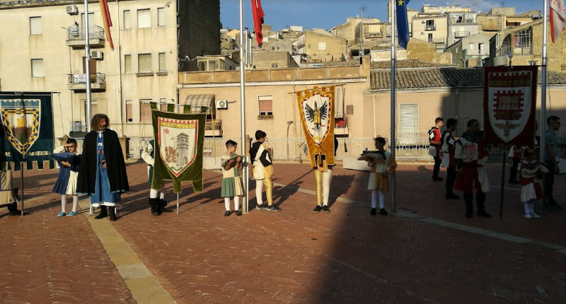 Il Palio dei Normanni al carnevale di Mirabella. Rovinata ancora una volta l’immagine della manifestazione