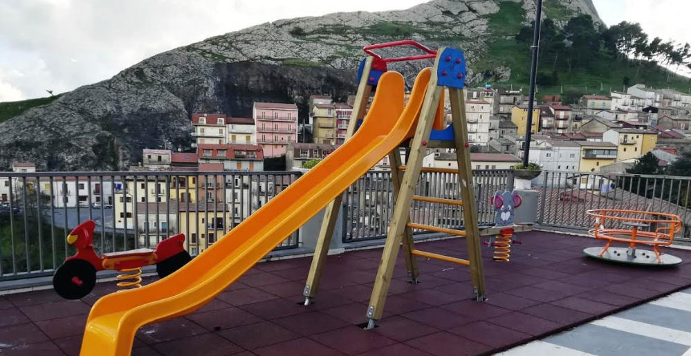 Troina – Nuovi arredi urbani per una città a misura di bambino