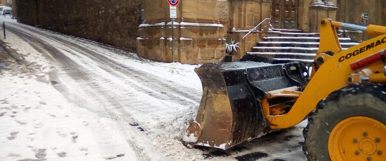 La polizia di Stato: in caso di neve automobilisti impreparati. Ecco cosa fare e non fare