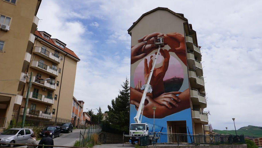 Be Gioviale – Anche ad Enna un Murale dedicato a Giovanni Bonaventura