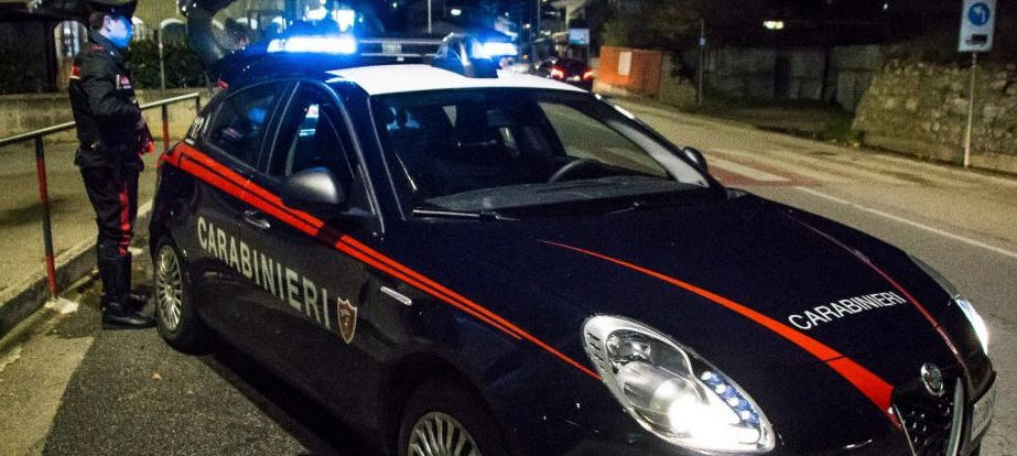 Pietraperzia, i carabinieri chiudono due bar frequentati da pregiudicati