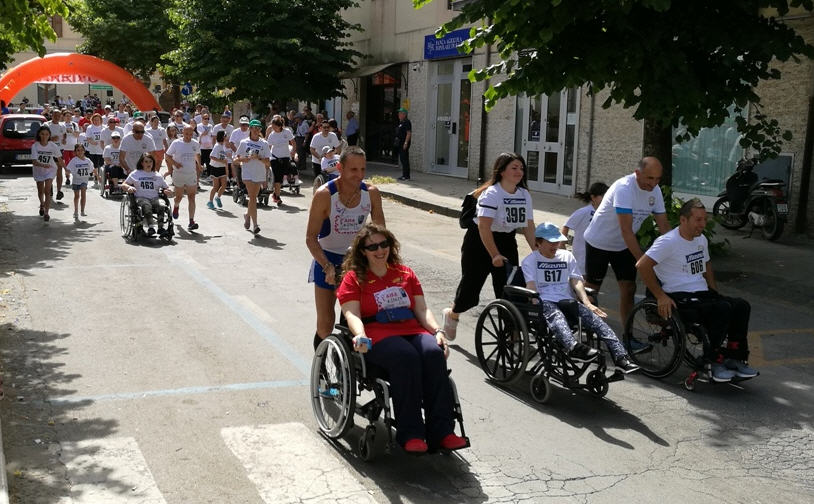 [FOTO] – Domenica di solidarietà a Piazza Armerina con la manifestazione sportiva “Corri abilmente”