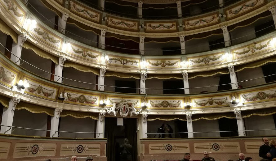 Teatro – “E’ un problema di famiglia”, Federica e Turi Amore questa sera al Garibaldi di Piazza Armerina