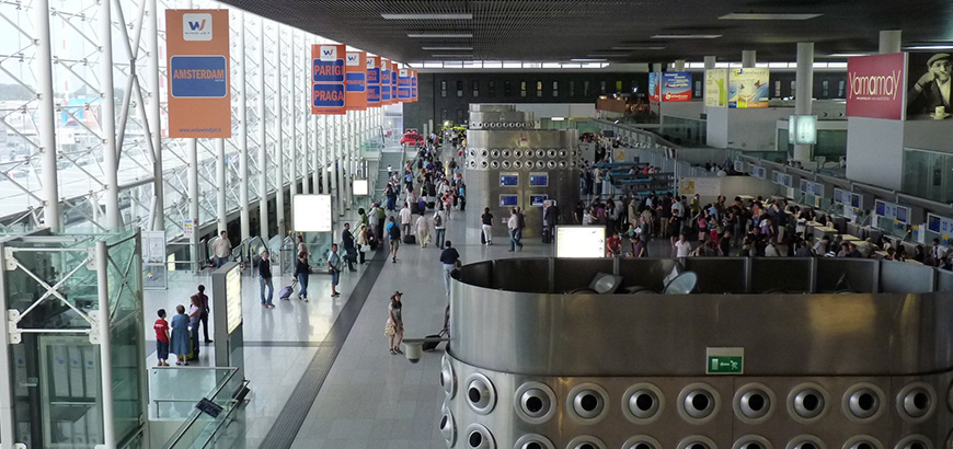 L’aeroporto di Catania riprende le operazioni con due voli all’ora