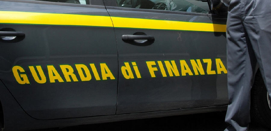 Stamattina operazione della La Guardia di Finanza di Enna contro organizzazione criminale dedita al riciclaggio di denaro