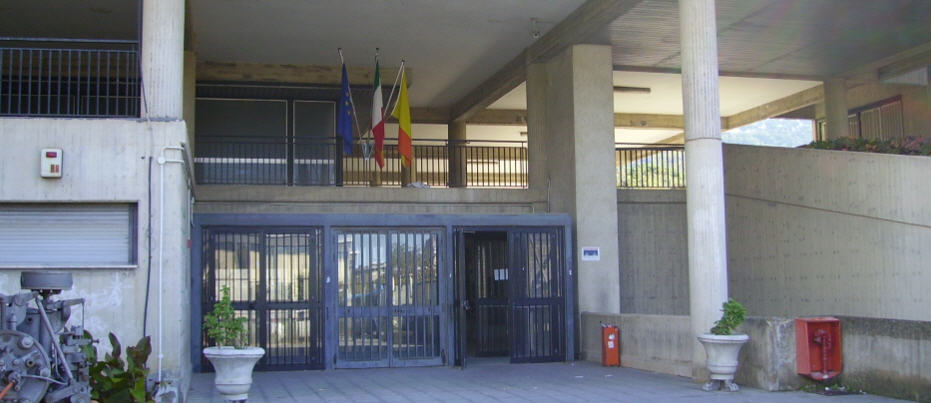 ITIS “E. Majorana A. Cascino”. Un centro polivalente sostituirà la piscina incompiuta