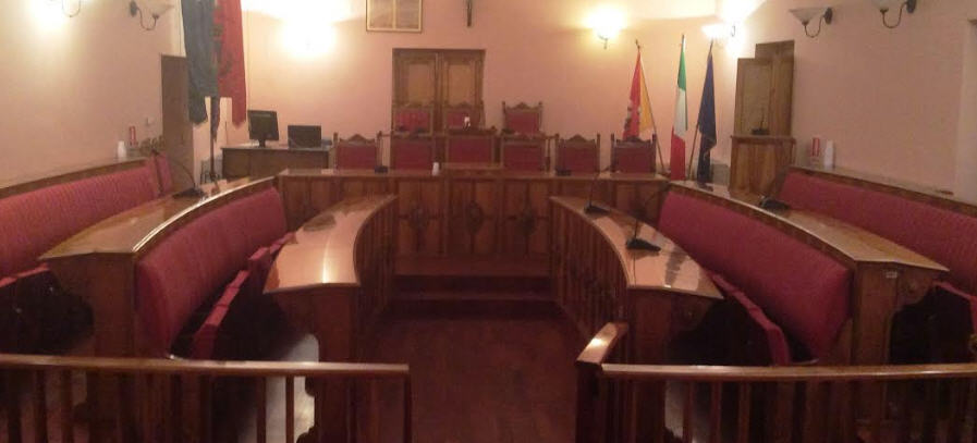 Troina, Convocato per giovedì 27 agosto, alle ore 18.30, nell’aula consiliare del palazzo municipale il consiglio comunale