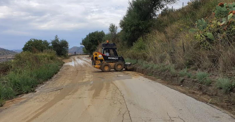 Fango e detriti sulla Sp 18. Da stanotte a lavoro i tecnici dell’Ente