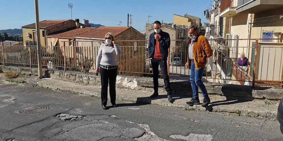 Piazza Armerina – Perdita d’acqua al Casalotto. Intervengono il comitato di quartiere e l’On. Luisa Lantieri