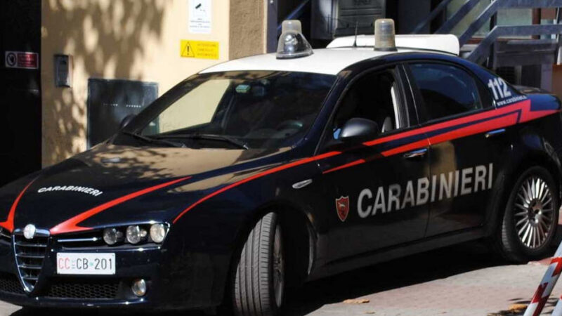 I Carabinieri portano regali ai bimbi del reparto di pediatria del’Umberto I di enna