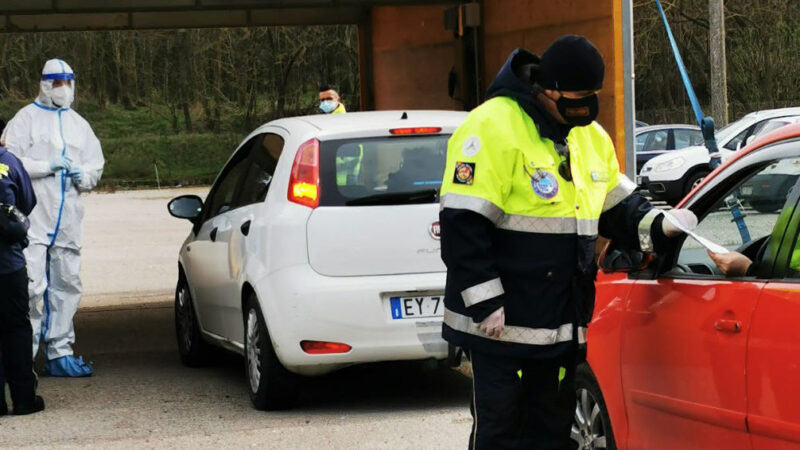 Continuano a Piazza Armerina , con poco successo, le operazioni di screening dedicato agli alunni e al personale scolastico