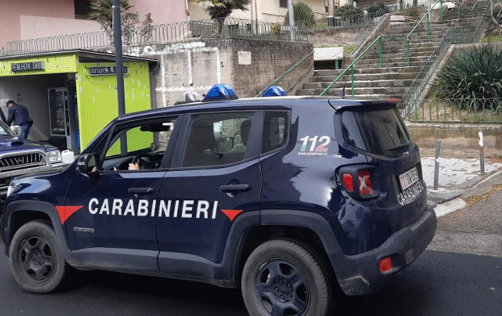 Leonforte: minorennni con droga light e alcool segnalati alla procura dai carabinieri