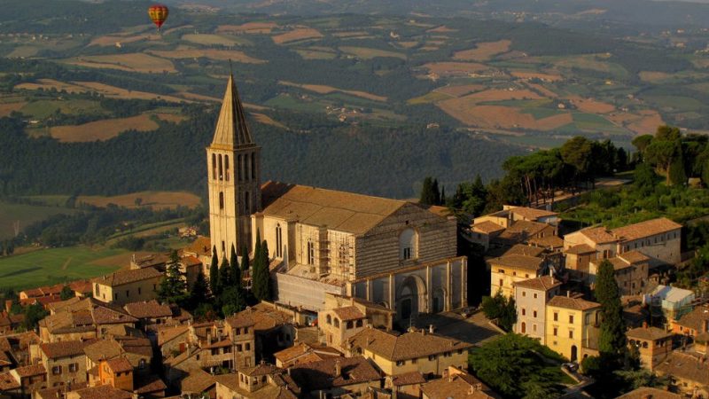 Sabato la cerimonia del  gemellaggio tra la città di Enna e quella di Todi