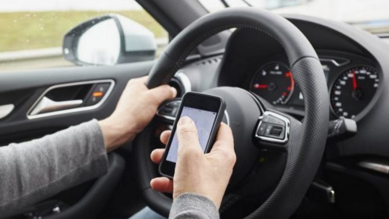 Polizia di Stato – Campagna contro l’utilizzo dei cellulari in auto dal 16 al 22 settembre. Controlli mirati in tutta Italia