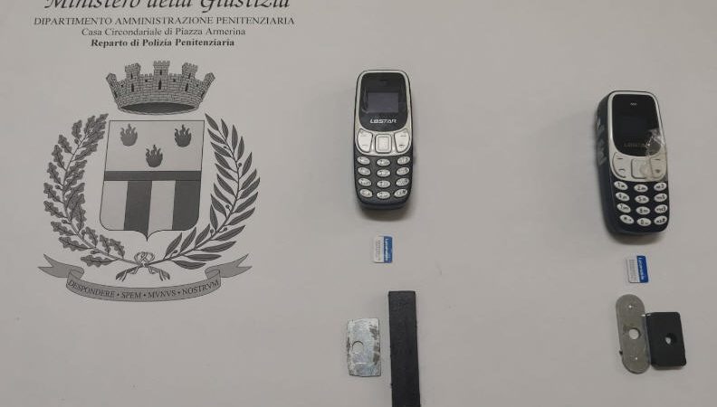 Piazza Armerina – Casa circondariale: ritrovati in dieci giorni quattro mini cellulari nelle celle dei detenuti