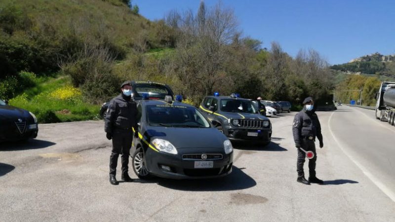 Guardia di Finanza: arrestata giovane ennese trovata in possesso di oltre un chilogrammo di marijuana.