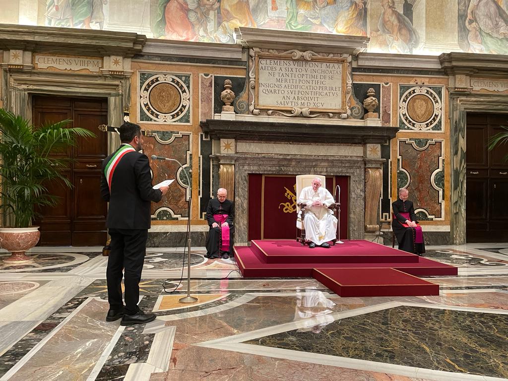 Roma, Delegazione Anci incontra Papa Francesco