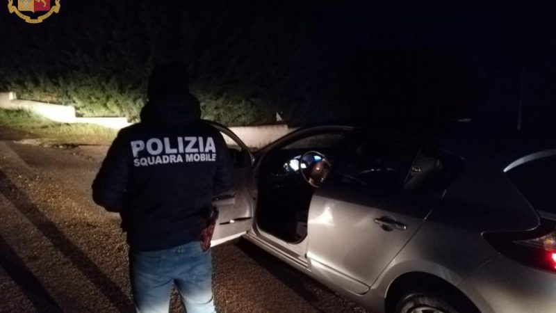 Atti persecutori a danno di vicini di casa. Interviene la Polizia