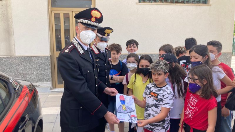 Enna – Si conclude il ciclo di formazione sulla cultura della legalità da parte dell’Arma dei carabinieri