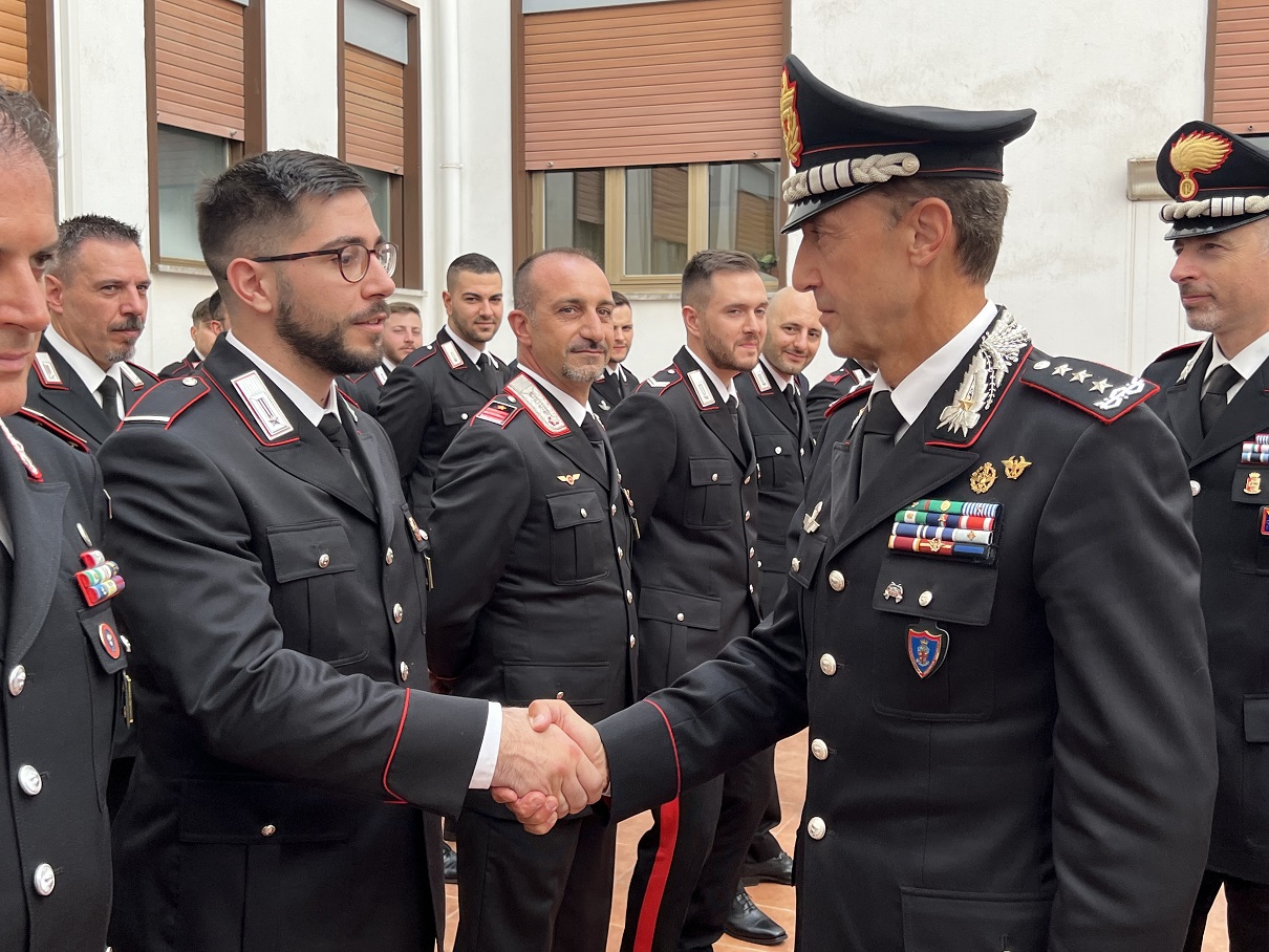 Visita del comandante interregionale dei carabinieri, generale corpo d’armata Riccardo Galletta