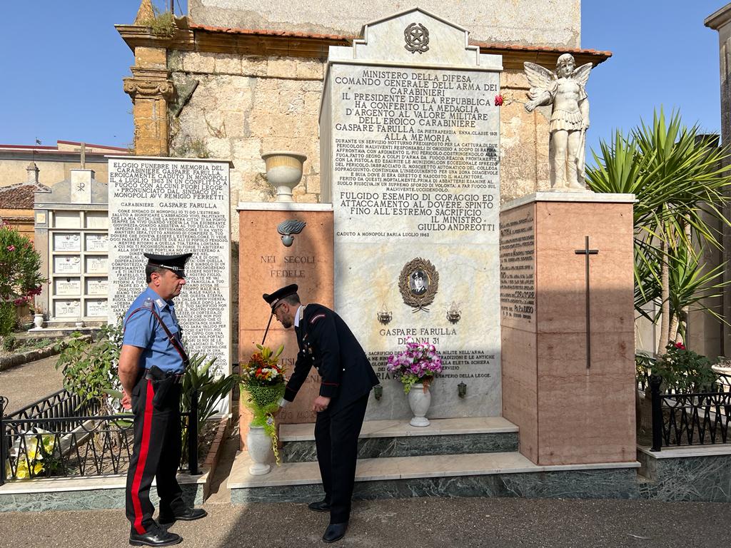 Nicosia: visita del comandante interregionale carabinieri culqualber, generale Riccardo Galletta