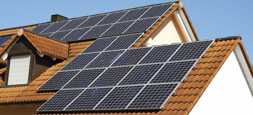 Tar Brescia: sì al fotovoltaico sul tetto di casa nel centro storico. Residente vince la causa contro il Comune