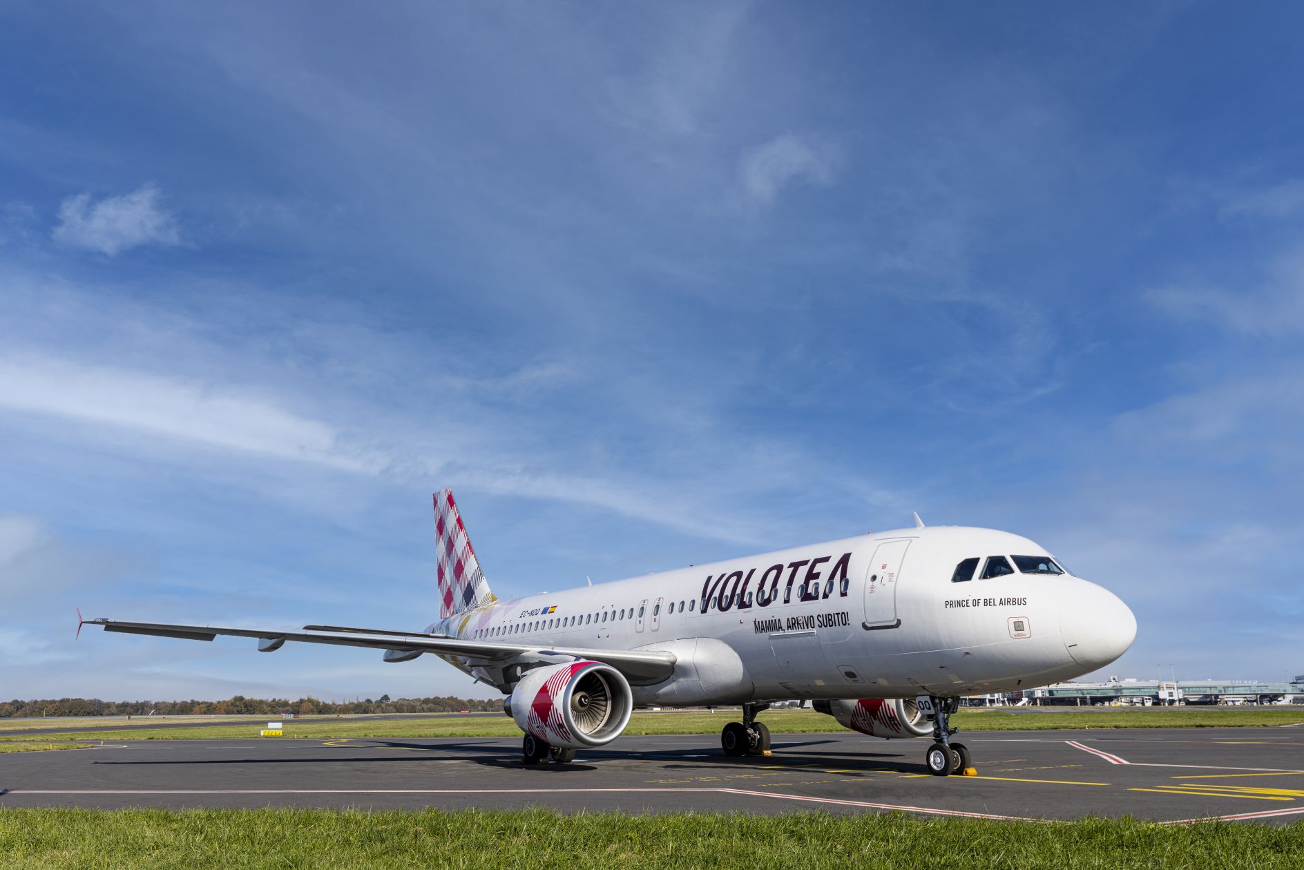 Volotea: al via da oggi i nuovi voli da Catania per Lourds e Firenze