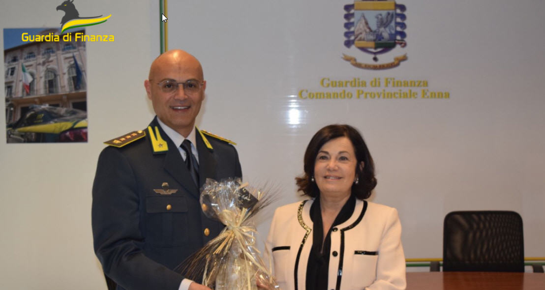 Il Prefetto di Enna visita il Comando Provinciale della Guardia di Finanza