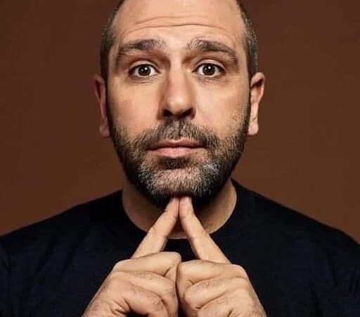 Checco Zalone racconta la sua carriera… alla sua maniera