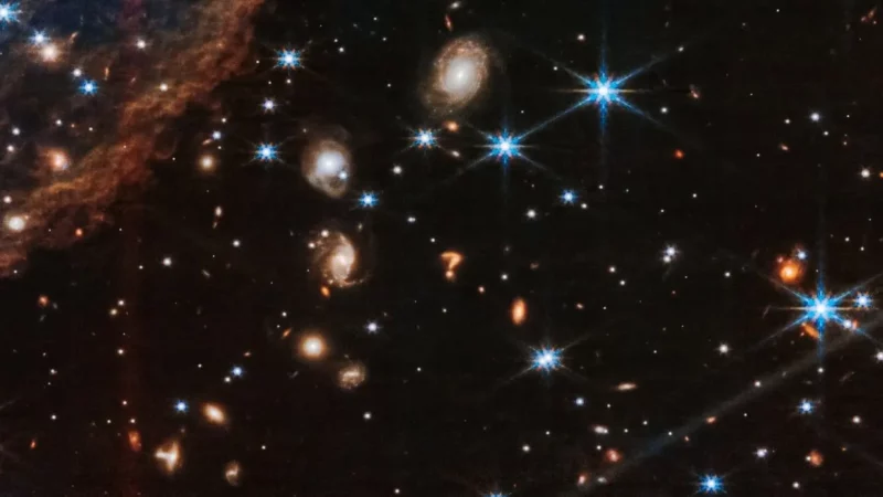 Il telescopio spaziale James Webb ha fotografato… un punto interrogativo