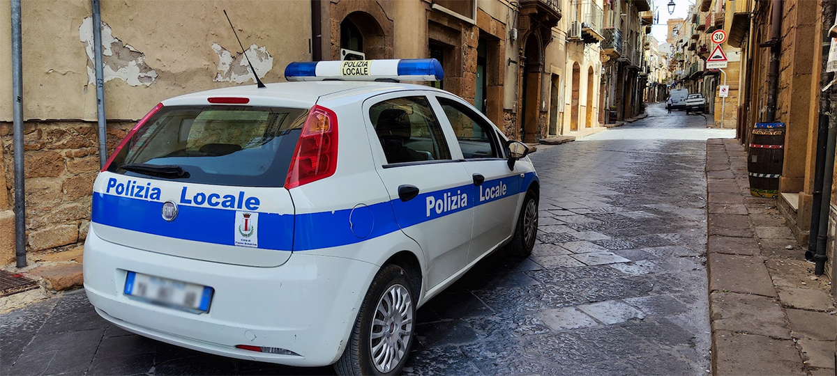 Piazza Armerina – La visita di Mattarella: stamattina la via Umberto chiusa al traffico per opere di bonifica e prevenzione.Proteste.