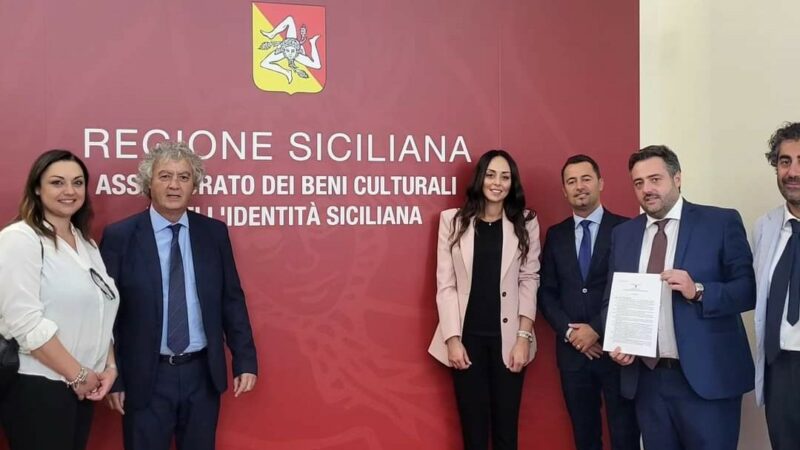 Sindaco in missione a a Palermo. In arrivo i fondi per il restauro della Villa Romana e non solo.