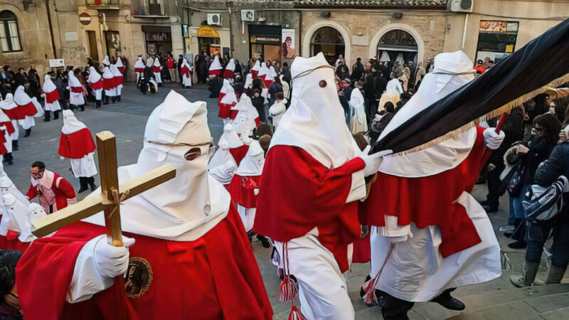 La Pasqua in Sicilia: un viaggio tra fede e tradizione a Barrafranca