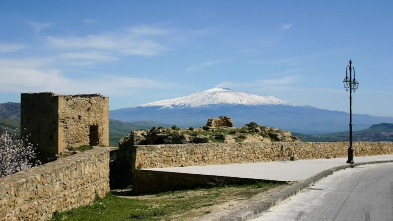 Agira: nuova strada di collegamento a agira: un passo avanti per la sicurezza e il turismo