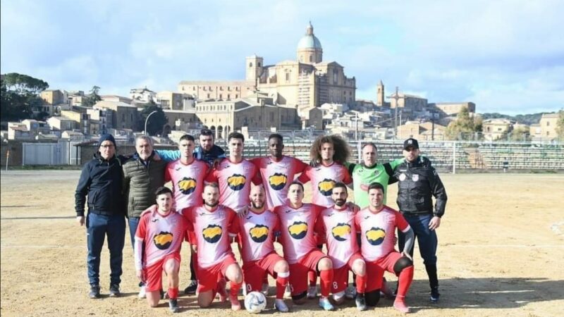 Calcio – Sporting Casale vs Piazza Armerina: la sfida decisiva per il podio