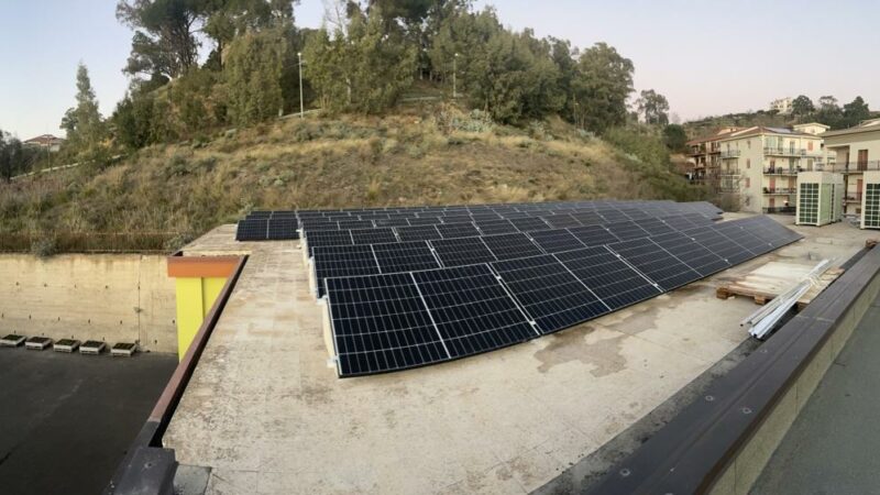 Valguarnera inaugura innovativo impianto fotovoltaico per la scuola media Angelo Pavone