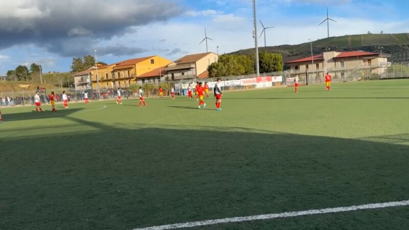 Calcio, terza categoria. Piazza Armerina sconfitta fuori casa dal Raddusa (3-1). Contestato l’arbitro