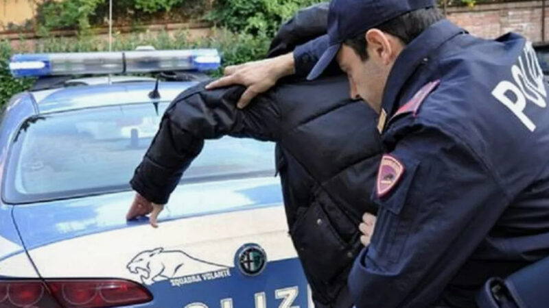 Traffico di droga: la polizia arresta un uomo di 59 anni