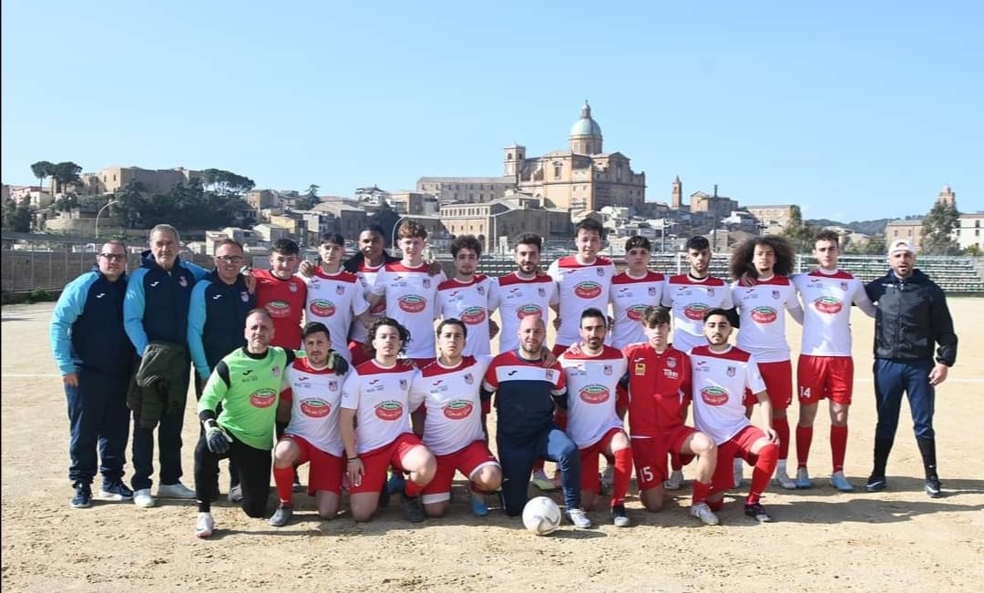 La sconfitta di Piazza Armerina chiude il campionato di Terza Categoria. Adesso i play off