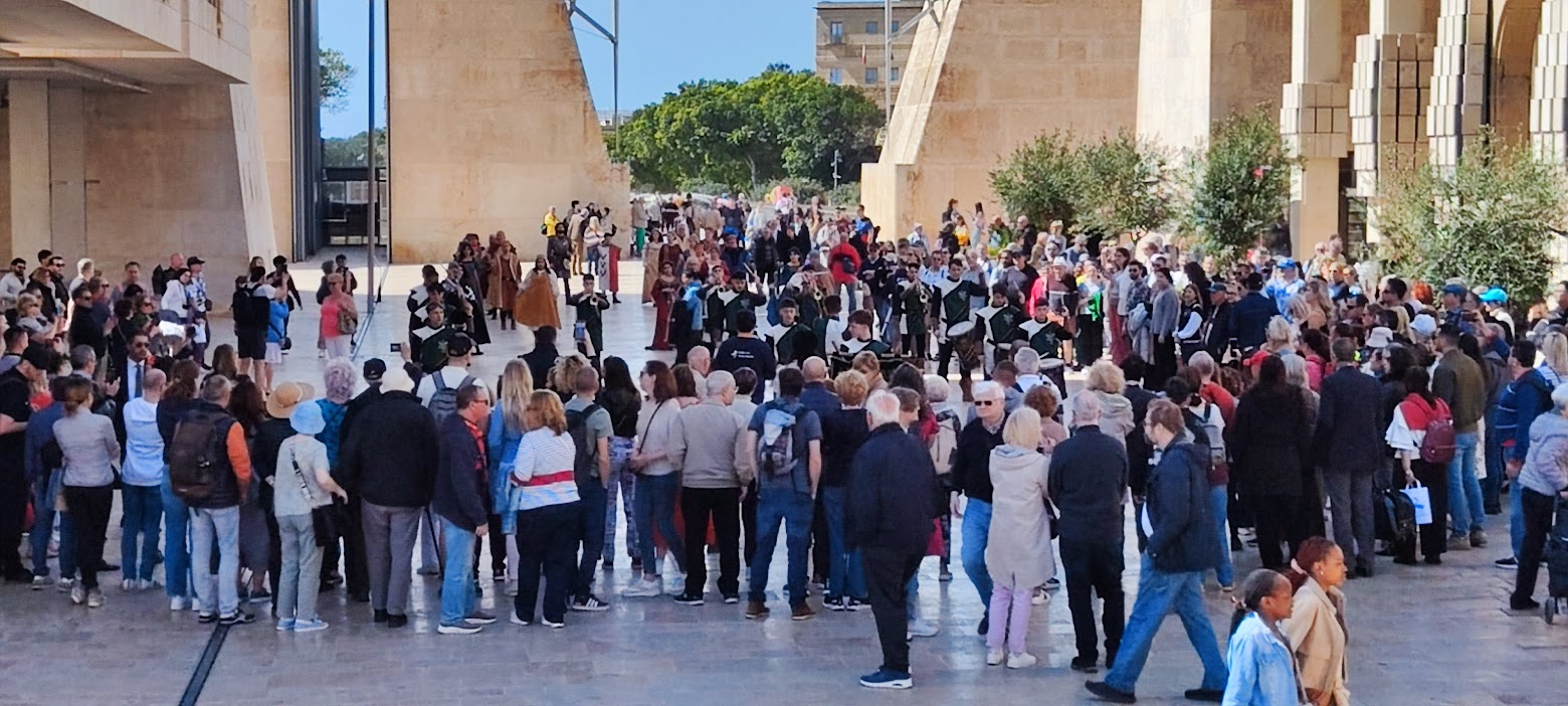 Piazza Armerina alla Biennale di Malta e altre riflessioni. I piani del Sindaco Cammarata per il futuro della città.
