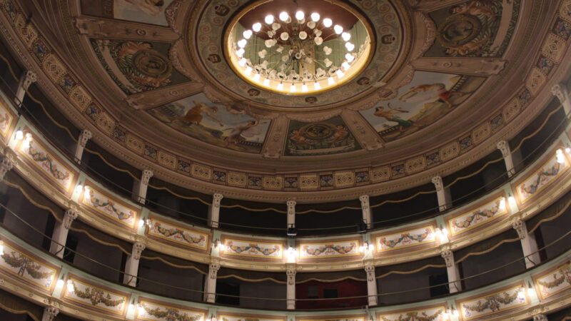 Piazza Armerina – al Garibaldi la rassegna nazionale “Tra prosa e musica” 2025: un viaggio tra arte e cultura