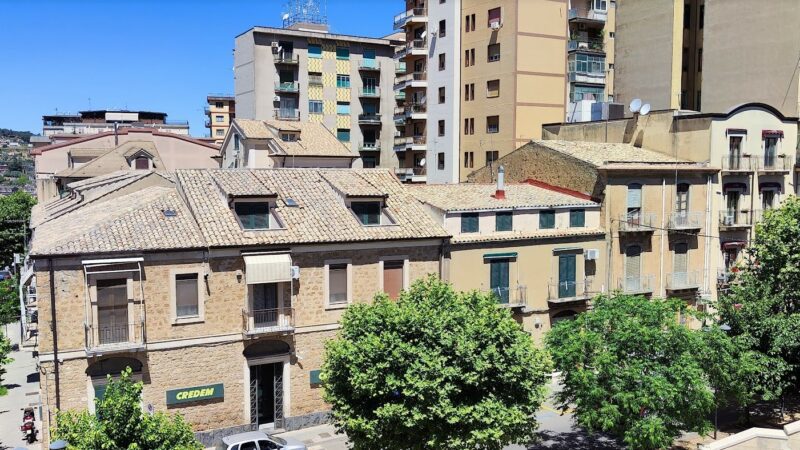 Bonus affitti, approvato il nuovo bando. Schifani e Aricò: «Ventuno milioni per le famiglie»
