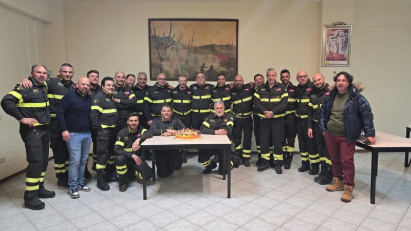 I Vigili del Fuoco di Enna salutano per raggiunti limiti d’età il Capo Reparto Guglielmo Sgrò