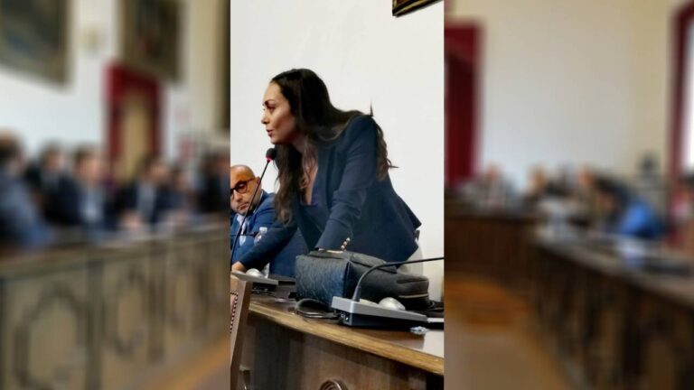 Mense scolastiche a Piazza Armerina, scontro tra Pd e amministrazione comunale