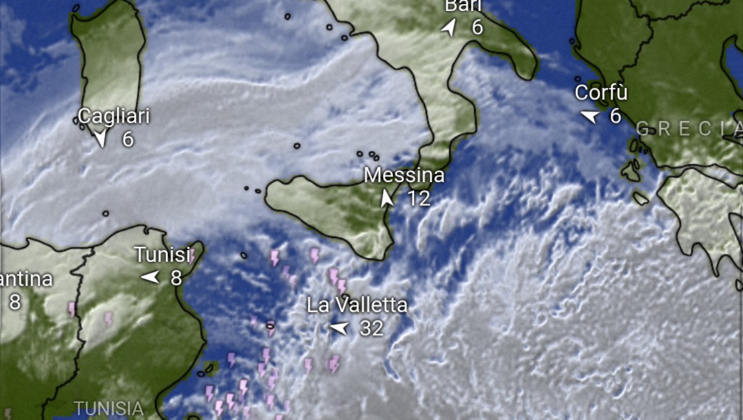 Ciclone in rotta verso la Sicilia: attesi nubifragi e venti oltre i 100 km/h