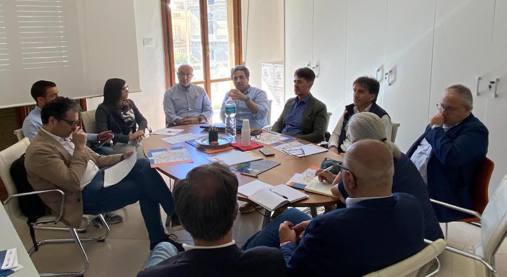 Presso la sede del GAL Rocca di Cerere Geopark avviata la cabina di pilotaggio del progetto “Smart Structure”