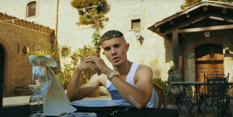 Marlboro Gold: il nuovo singolo di Essemme. Un’intensa storia d’amore raccontata in musica